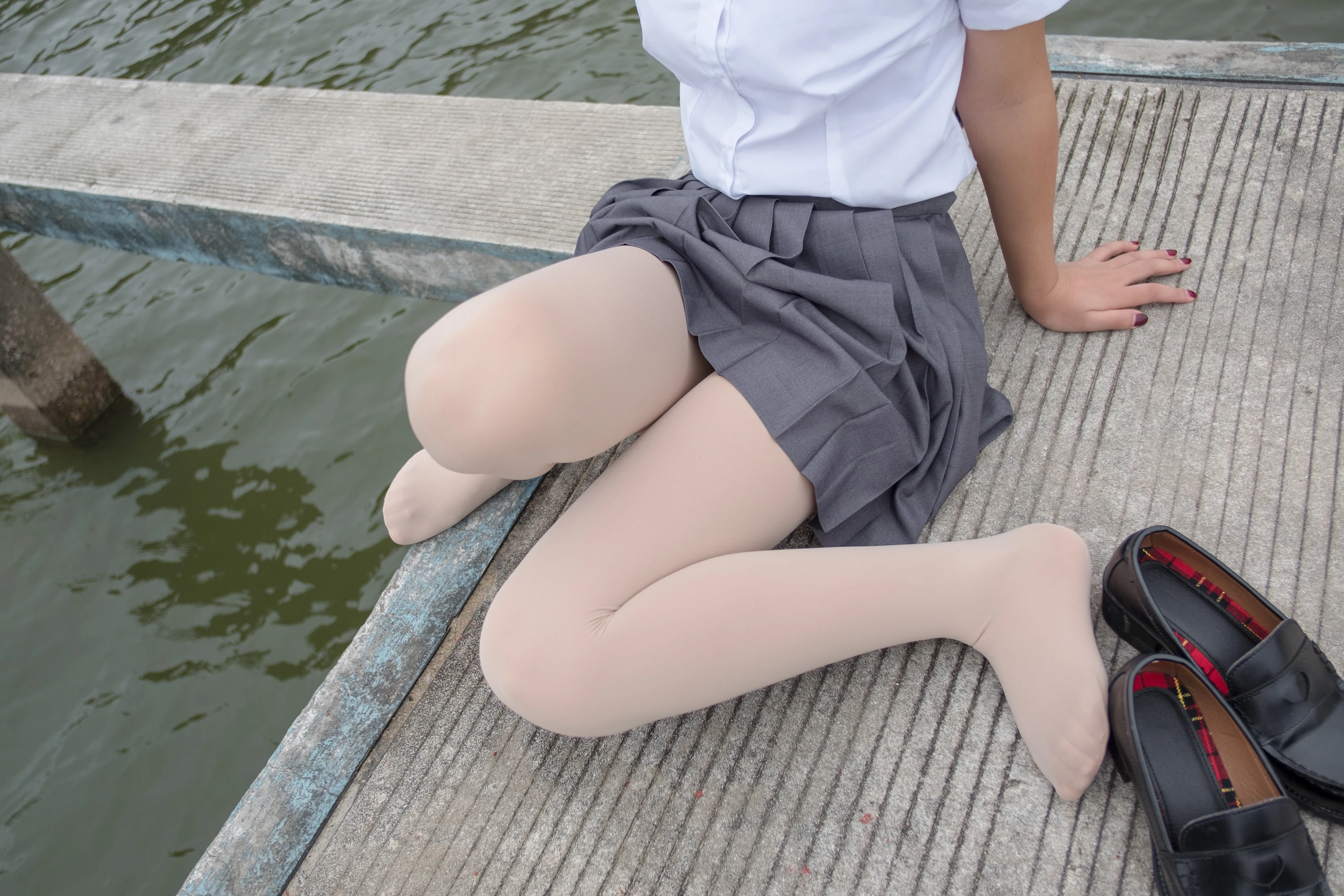 森萝财团 BETA-005 [75P]插图